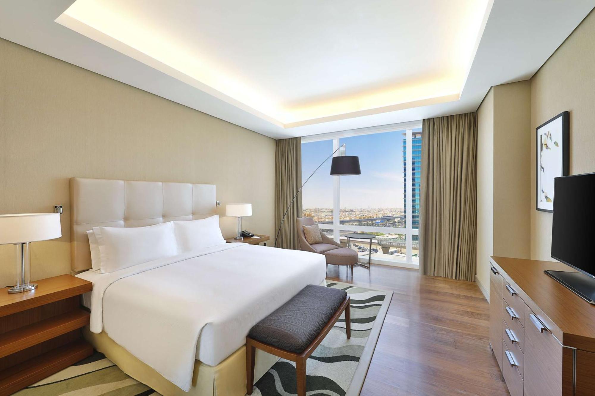 Hilton Riyadh Hotel & Residences エクステリア 写真