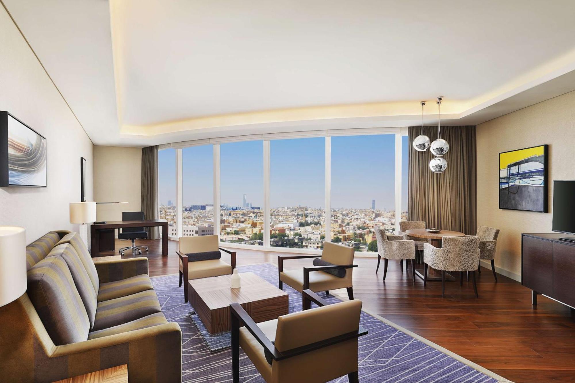 Hilton Riyadh Hotel & Residences エクステリア 写真