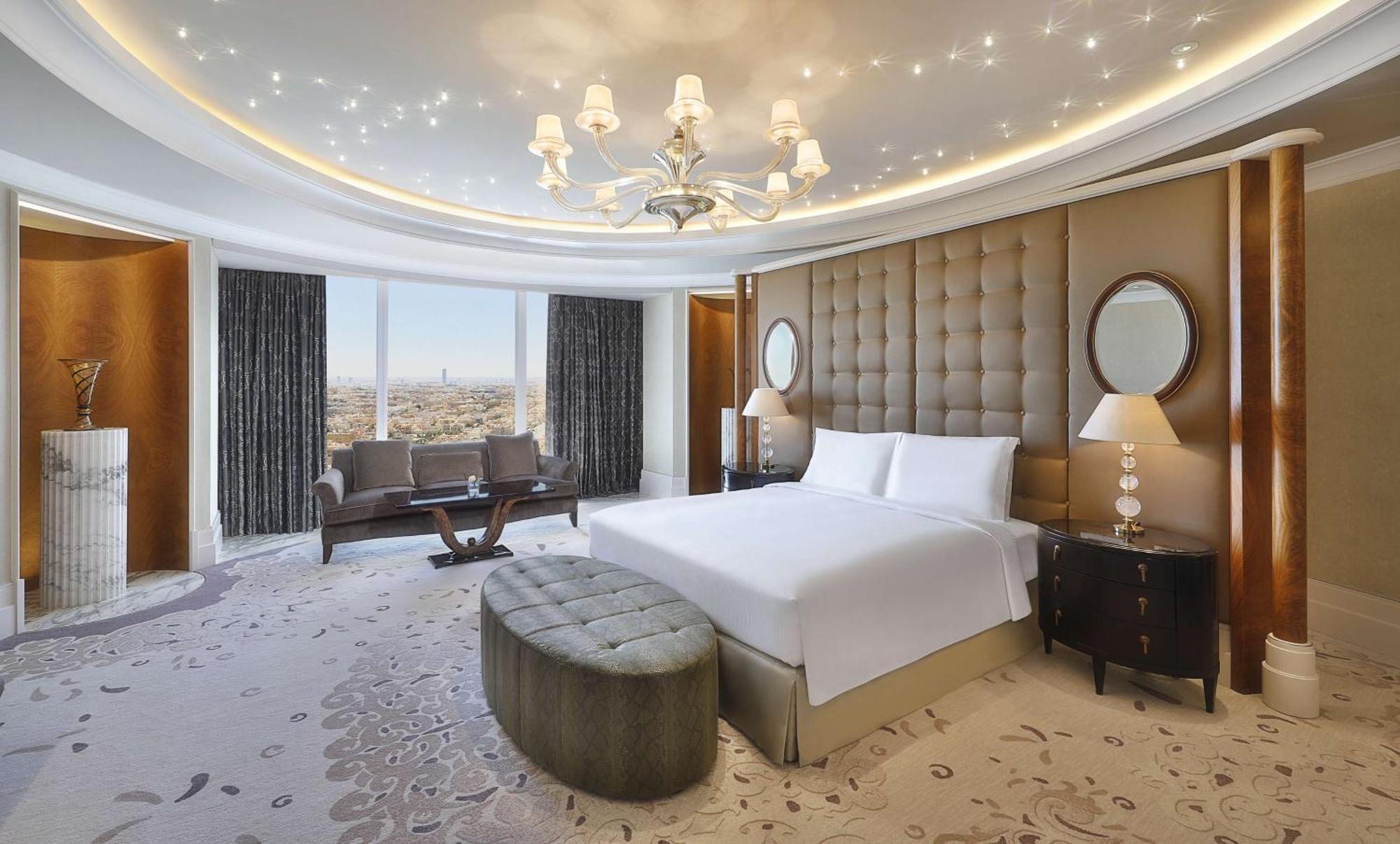 Hilton Riyadh Hotel & Residences エクステリア 写真